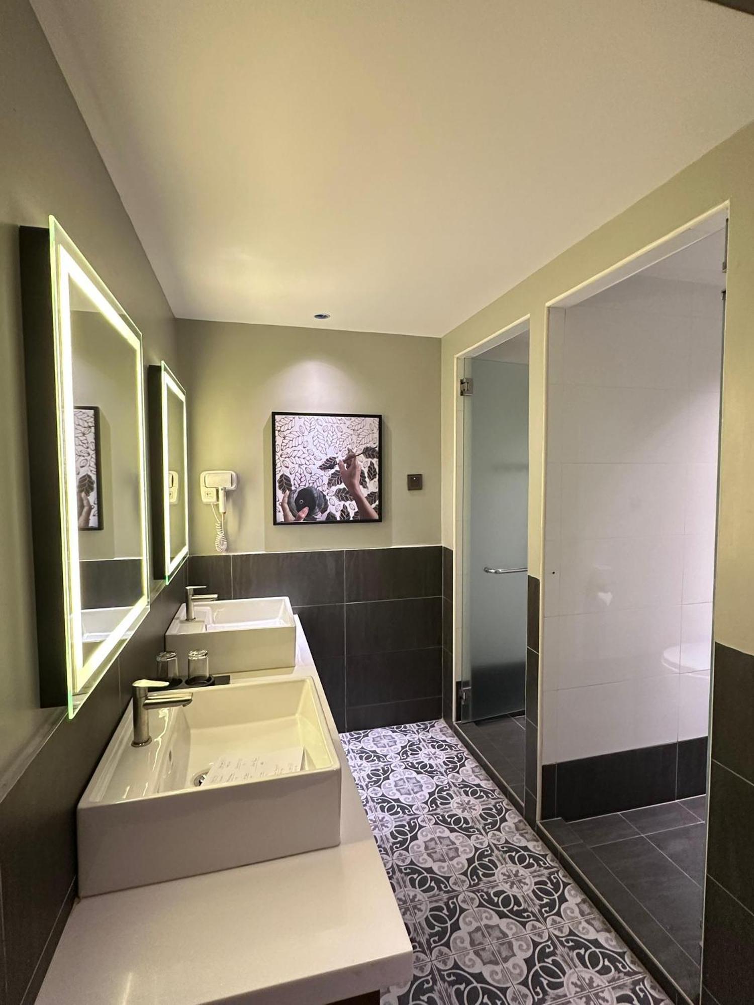 Nb Hotel Johor Bahru Exteriér fotografie